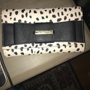 Betsey Johnson wallet